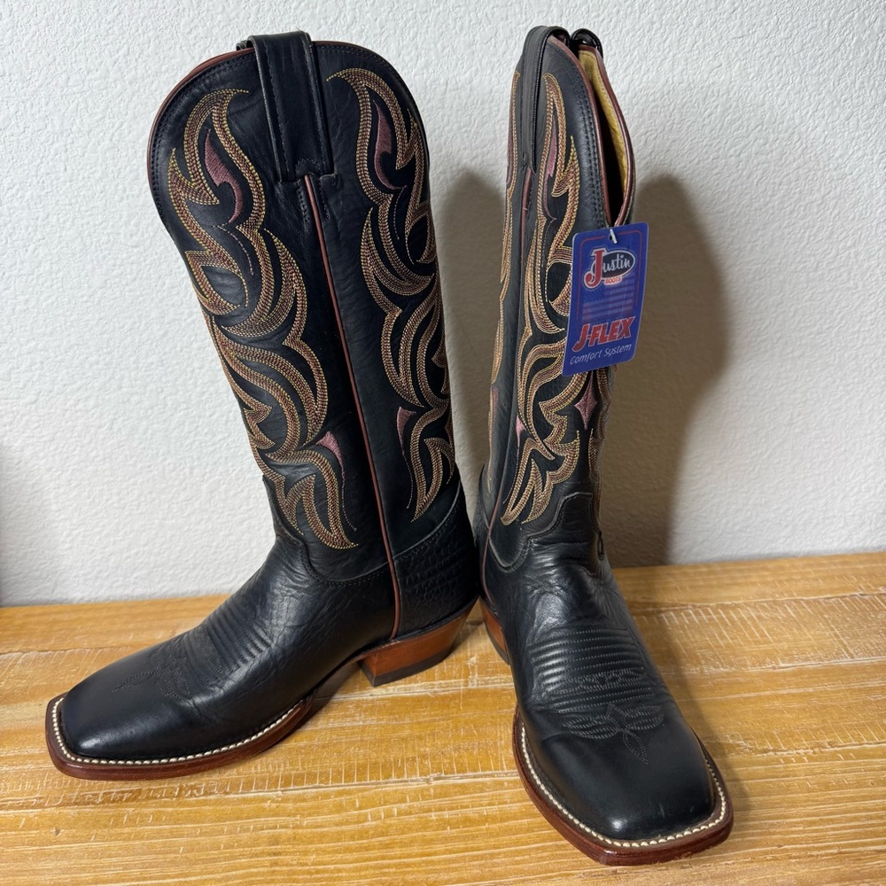 NWOB Justin USA Made Black Leather Fancy Stitched Western Boots Sz. 6.5 Display